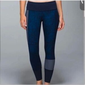 Lululemon Womens Yoga Athletic Leggings Size 10 Blue Floral Patch